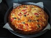 Quiche con verduras, con verduras y carne