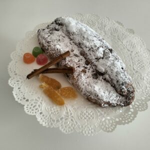 Stollen con especias y frutas secas