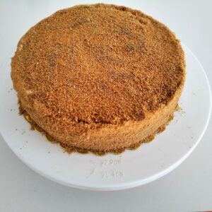 Tarta de miel con crema natilla