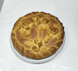 Pastel cerrado con queso fresco (dulce)